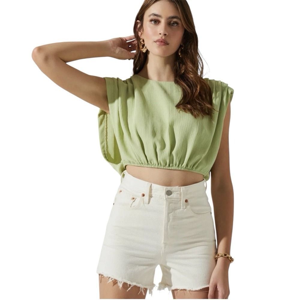 ASTR Cropped Plisse Balloon Hem Top in Green Sz M. NWOT
